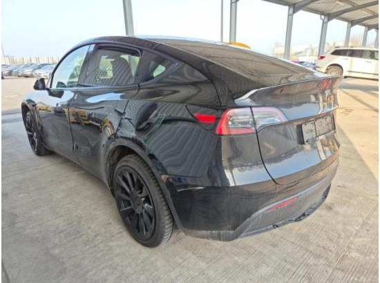 2022 Tesla Model Y Long Range Dual AWD