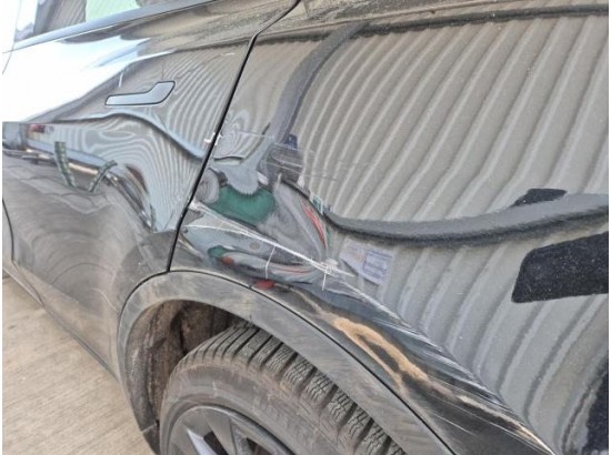 2022 Tesla Model Y Long Range Dual AWD