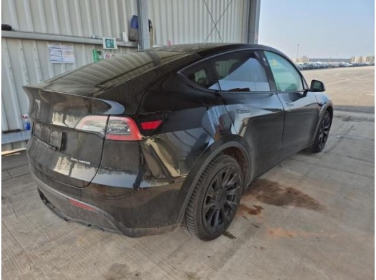 2022 Tesla Model Y Long Range Dual AWD