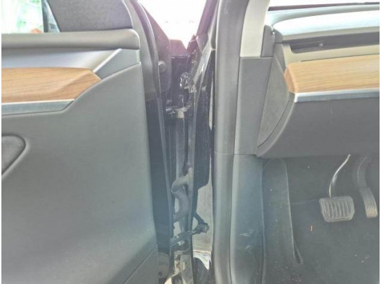 2022 Tesla Model Y Long Range Dual AWD