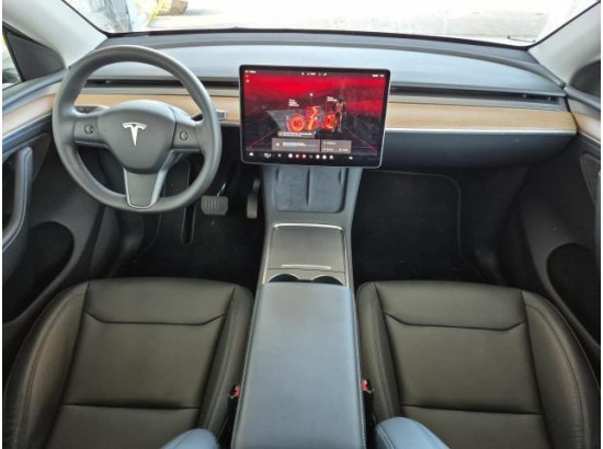 2022 Tesla Model Y Long Range Dual AWD