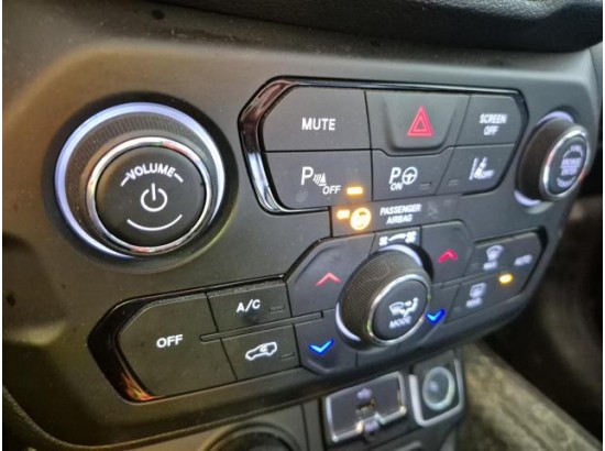 2022 Jeep Renegade Trailhawk Plug-In-Hybrid 4Xe