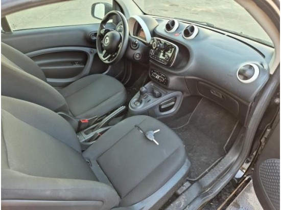 2018 Smart fortwo coupe Basis 52kW