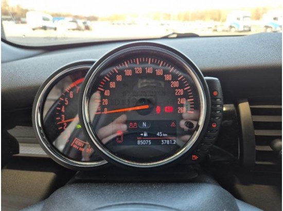 2017 Mini Mini 3-trg. One