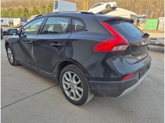 2017 Volvo V40 Cross Country Plus