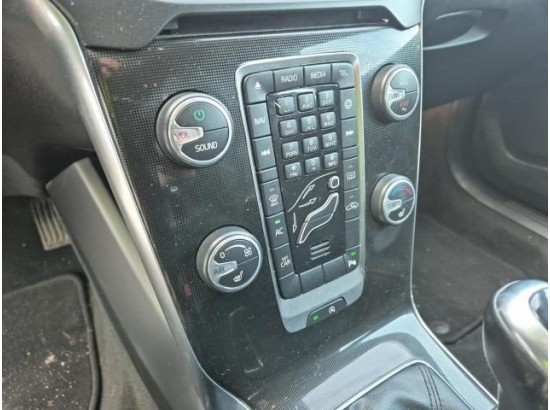 2017 Volvo V40 Cross Country Plus