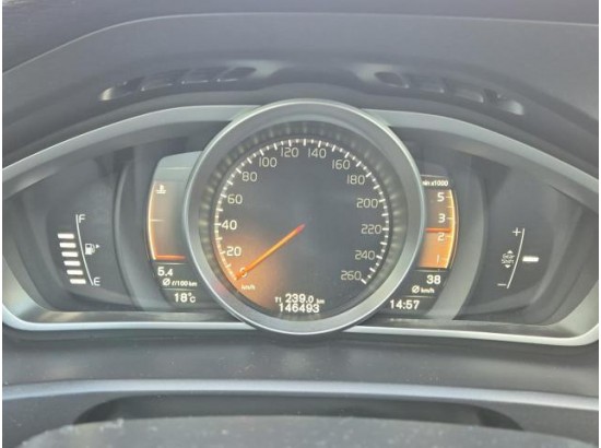 2017 Volvo V40 Cross Country Plus