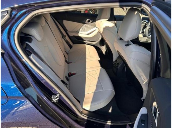 2025 BMW 1er Lim. 120d M Sport