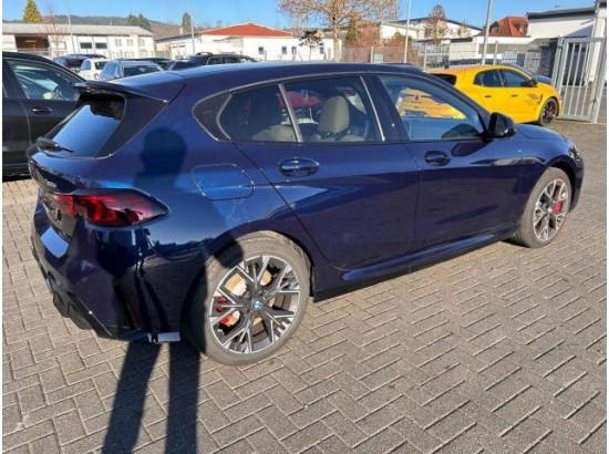 2025 BMW 1er Lim. 120d M Sport