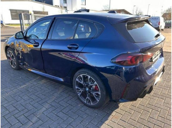 2025 BMW 1er Lim. 120d M Sport