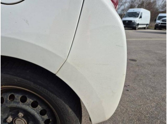 2015 Mitsubishi Space Star Basis