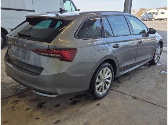 2025 Skoda Octavia Combi 2.0 TDI 110 kW Selection