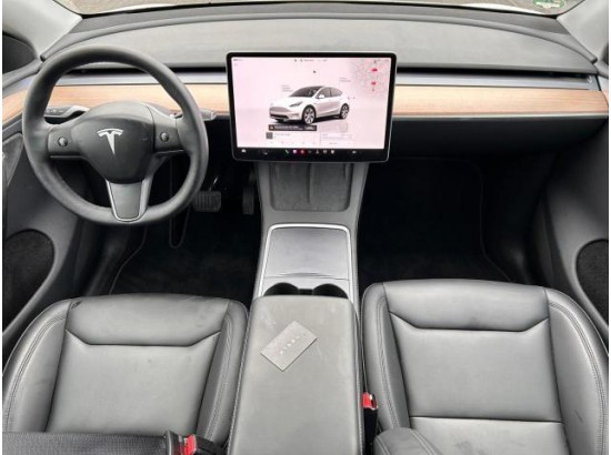 2024 Tesla Model Y Long Range Dual AWD