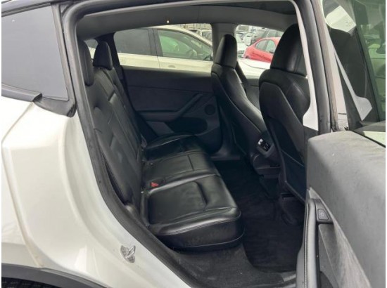 2024 Tesla Model Y Long Range Dual AWD