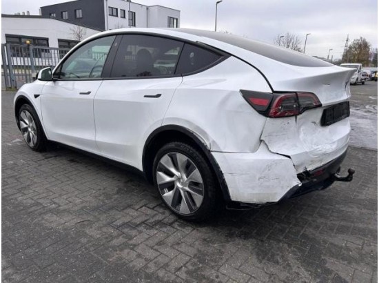 2024 Tesla Model Y Long Range Dual AWD