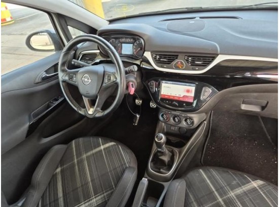 2015 Opel Corsa E Color Edition