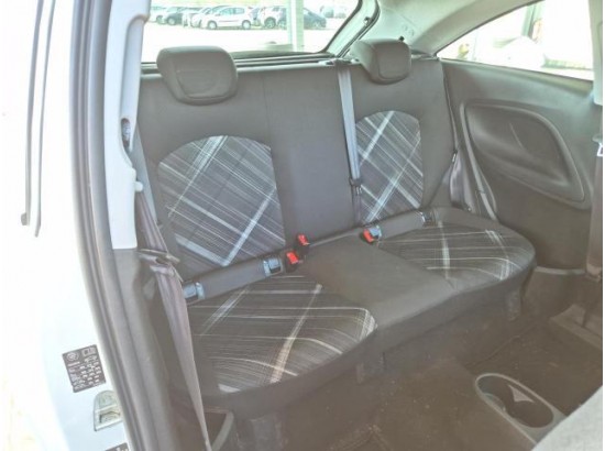 2015 Opel Corsa E Color Edition