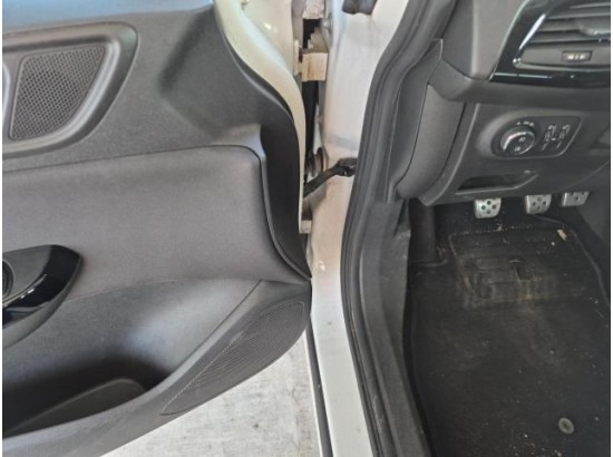 2015 Opel Corsa E Color Edition