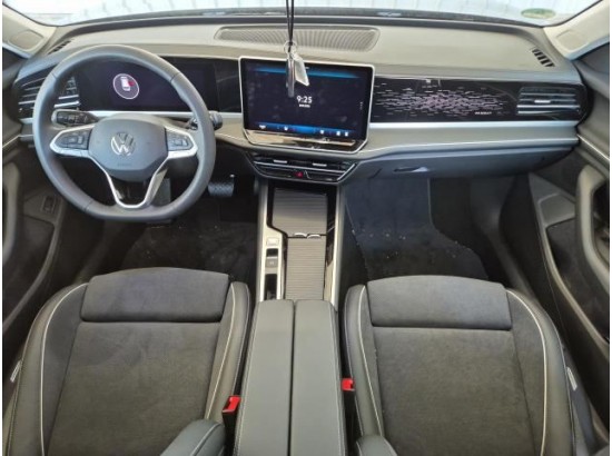 2025 Volkswagen Passat Variant 2.0 TDI 110 kW Elegance