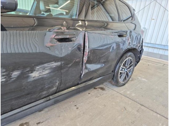 2024 BMW iX1 30 xDrive M Sport