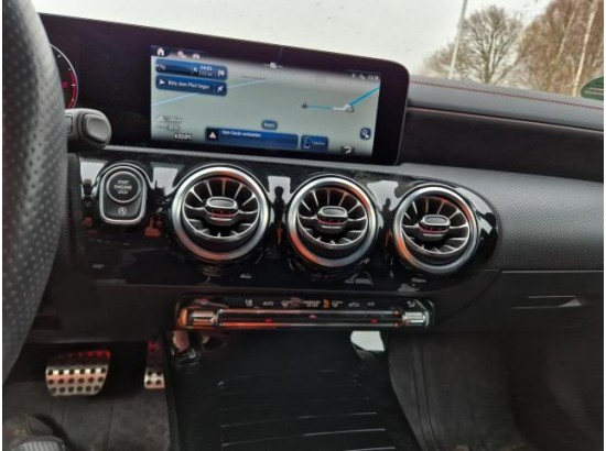 2024 Mercedes-Benz CLA -Klasse Shooting Brake CLA 200 d AMG Line Edition