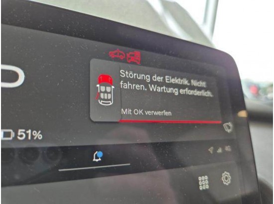 2024 Volvo EX30 Plus 2WD Pure Electric