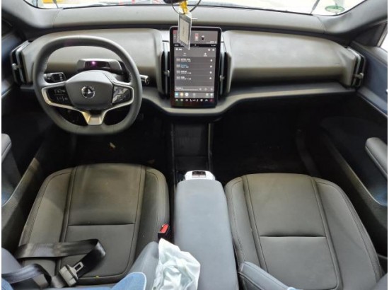 2024 Volvo EX30 Plus 2WD Pure Electric