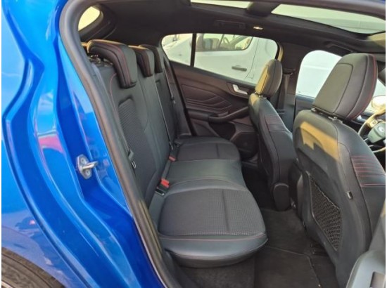 2018 Ford Focus Lim. ST-Line