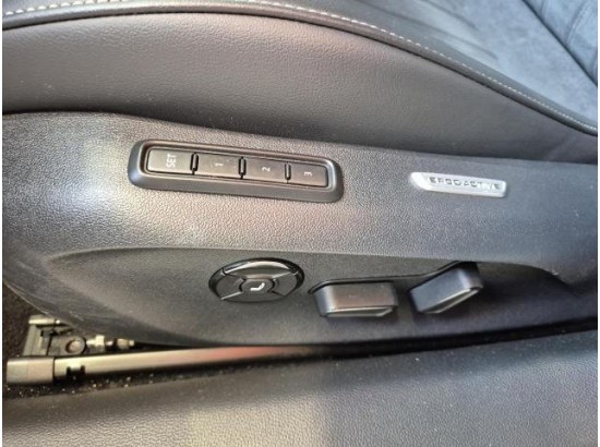 2025 Volkswagen Passat Variant 1.5 eTSI 110 kW Business