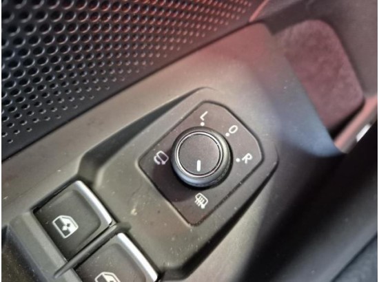 2025 Volkswagen Passat Variant 1.5 eTSI 110 kW Business