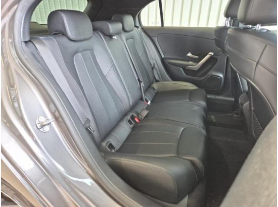 2019 Mercedes-Benz A -Klasse A 220