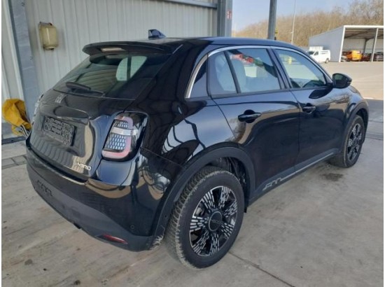 2025 FIAT 600 Hybrid Basis