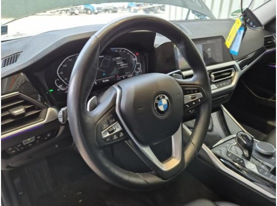 2020 BMW 3er Touring 330e xDrive Sport Line