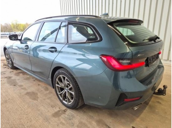 2020 BMW 3er Touring 330e xDrive Sport Line