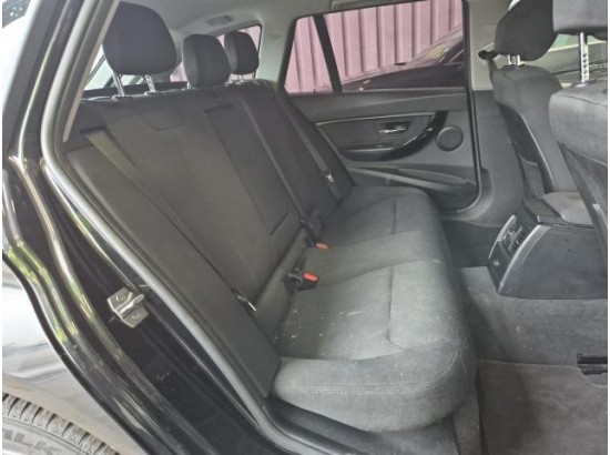 2018 BMW 3er Touring 320i Advantage