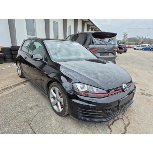 2016 Volkswagen Golf VII Lim. GTI Performance BMT
