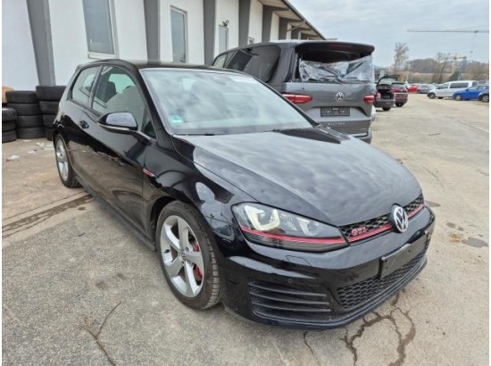 2016 Volkswagen Golf VII Lim. GTI Performance BMT