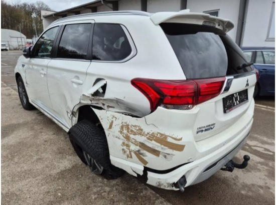 2020 Mitsubishi Outlander PHEV Plus Spirit 4WD