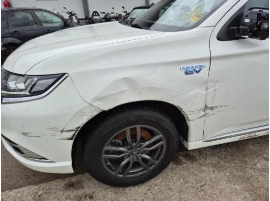 2020 Mitsubishi Outlander PHEV Plus Spirit 4WD