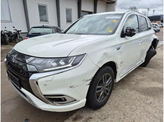 2020 Mitsubishi Outlander PHEV Plus Spirit 4WD