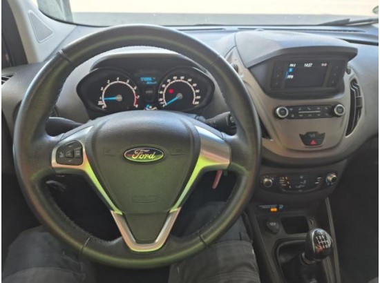 2019 Ford Transit Courier Kombi Trend