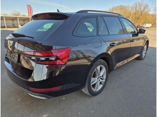 2022 Skoda Superb Combi Sportline iV