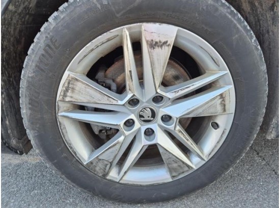 2022 Skoda Superb Combi Sportline iV