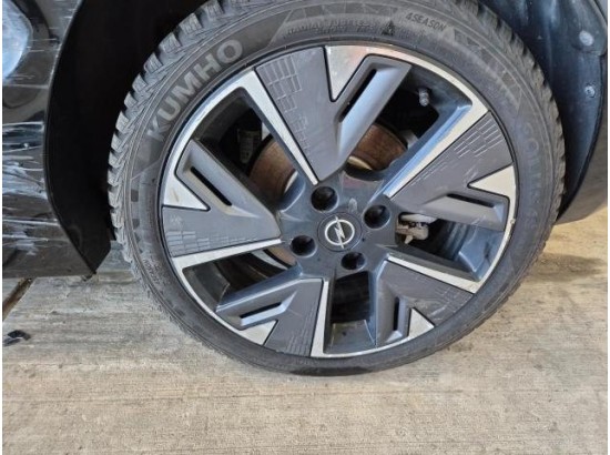 2023 Opel Corsa F e GS Line