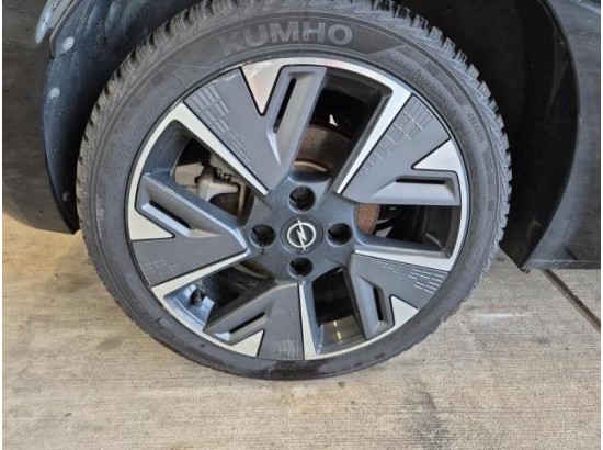 2023 Opel Corsa F e GS Line