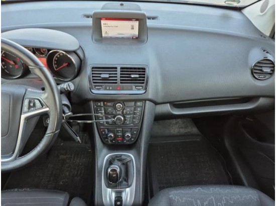 2015 Opel Meriva B Edition