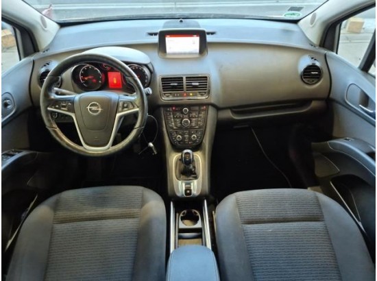 2016 Opel Meriva B drive