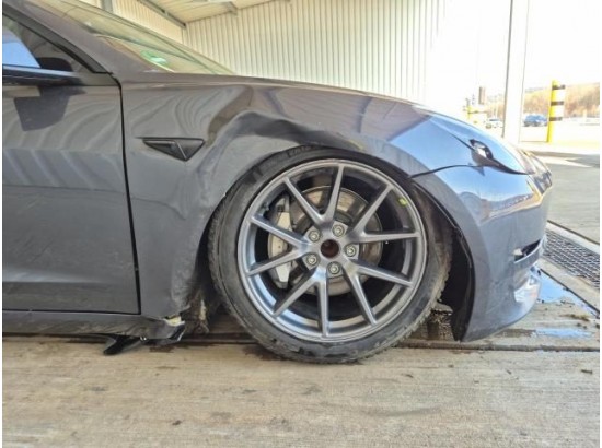 2023 Tesla Model 3 Model 3 Hinterradantrieb