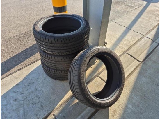 2023 Tesla Model 3 Model 3 Hinterradantrieb