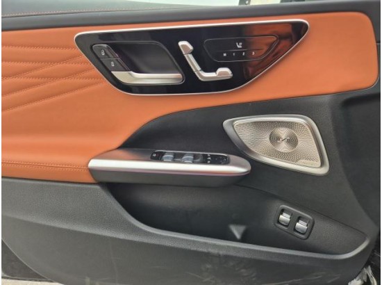 2025 Mercedes-Benz C -Klasse Lim. C 300 e 4Matic Edition AMG Line